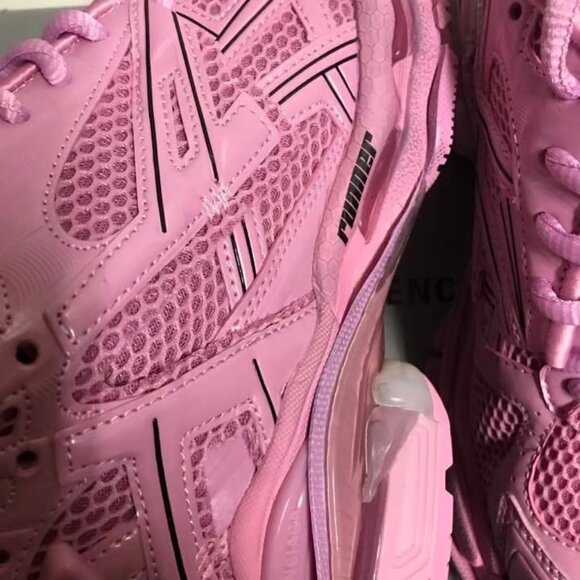 Balenciaga Runner - Picture 4 of 8